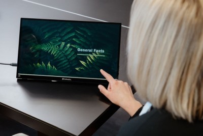 15.6" Verbatim PMT-15 4K Portable Touchscreen Monitor 4K#2