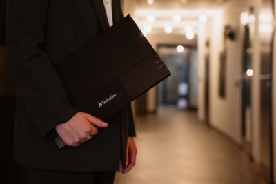 15.6" Verbatim PMT-15 Portable Touchscreen Monitor Full HD 1080p#8